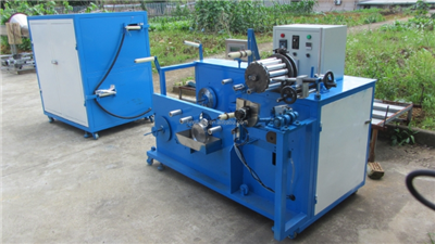 Stroj za izradu spiralnih cijevi za oblikovanje aluminijskih fleksibilnih kanala